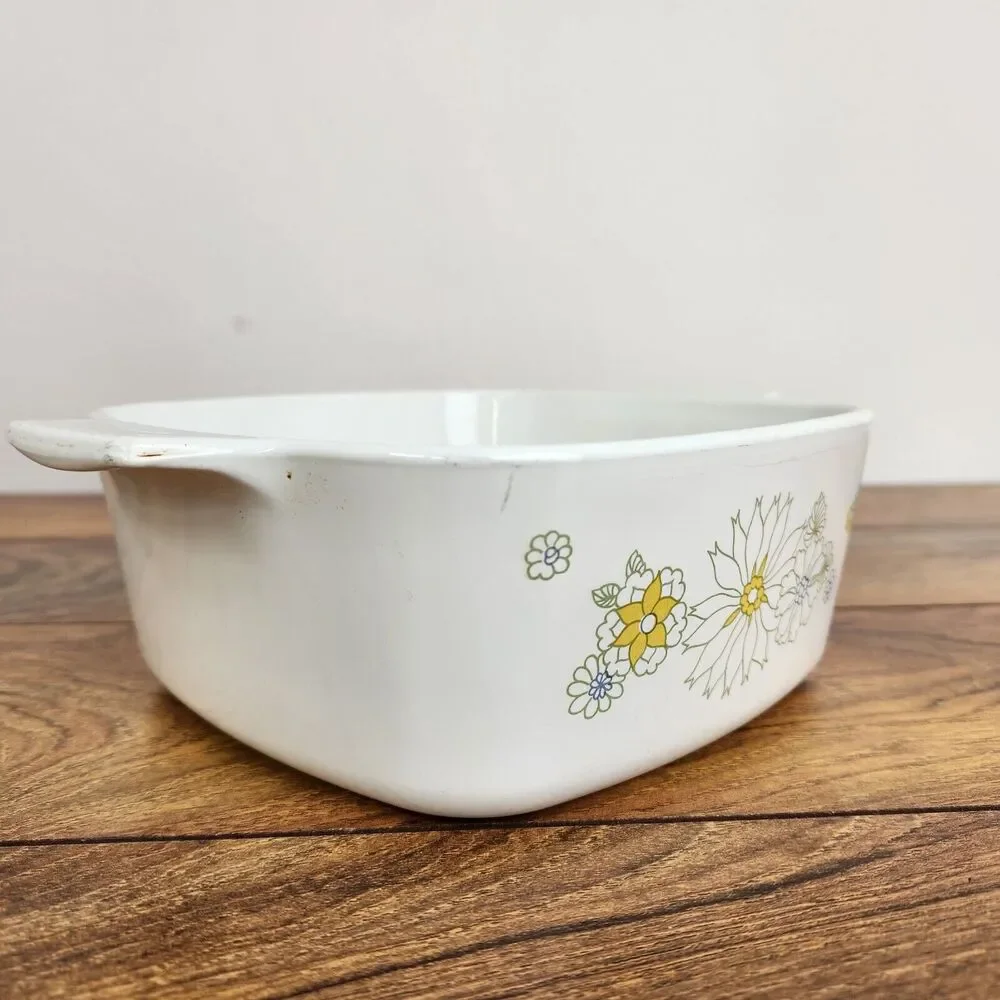 Corning Ware 1 1/2 Quart Casserole Dish Floral Wild Flower Bouquet Vintage USA